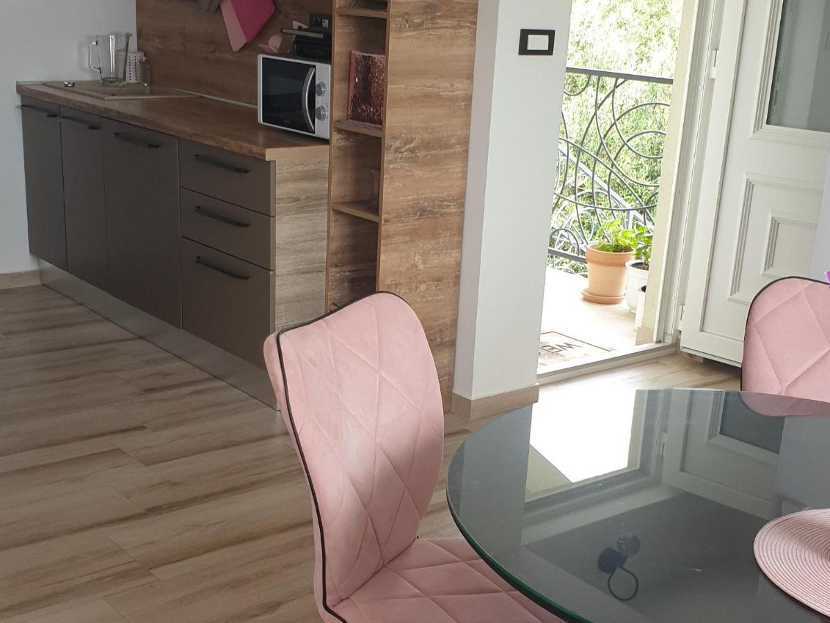 Apartment Mia 2 Banjol Εξωτερικό φωτογραφία