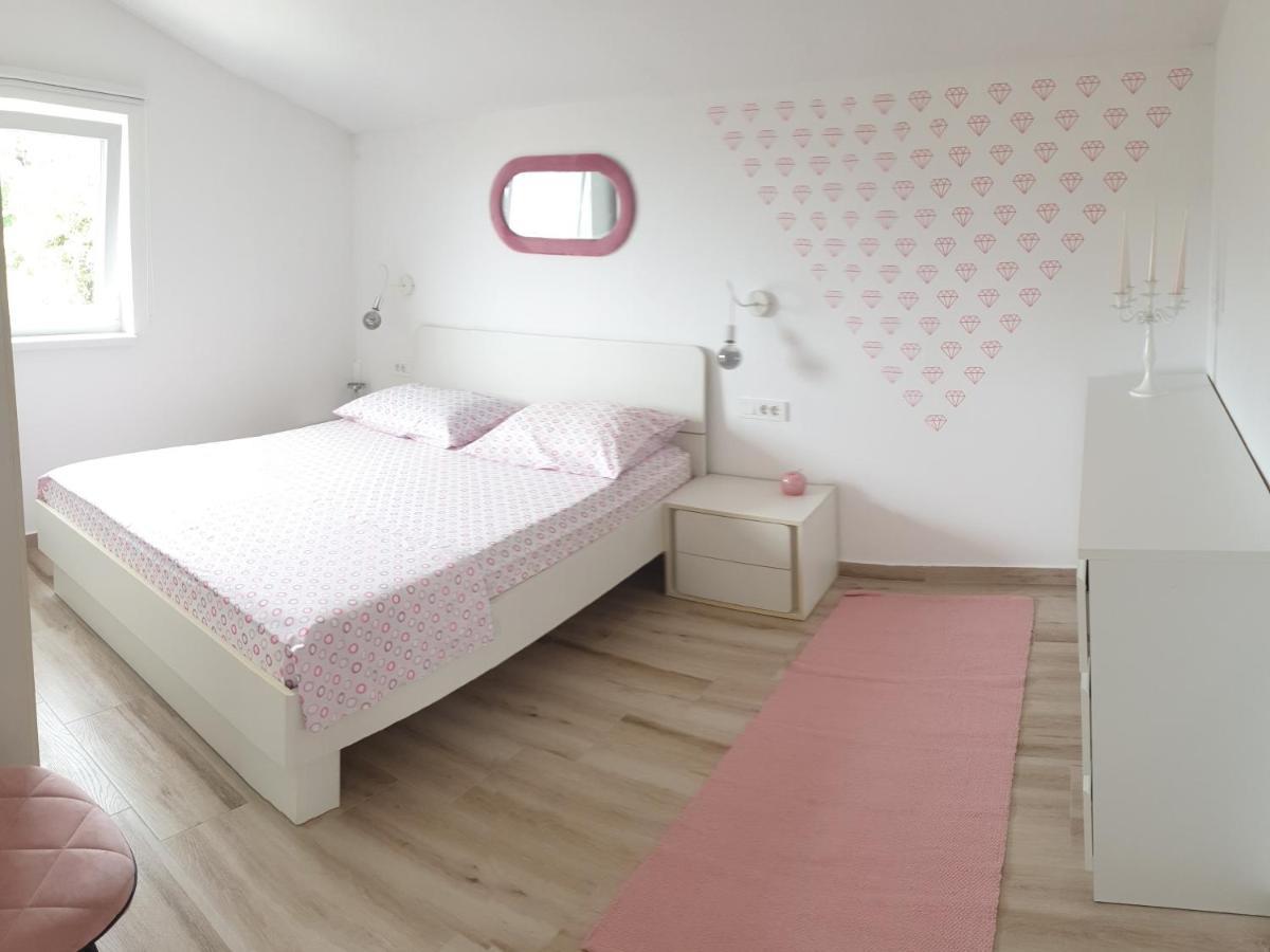 Apartment Mia 2 Banjol Εξωτερικό φωτογραφία