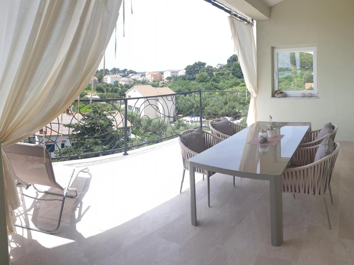Apartment Mia 2 Banjol Εξωτερικό φωτογραφία