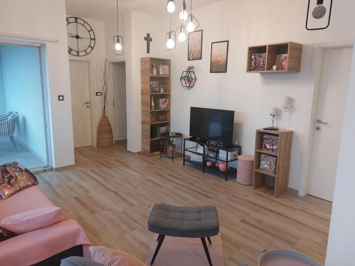 Apartment Mia 2 Banjol Εξωτερικό φωτογραφία